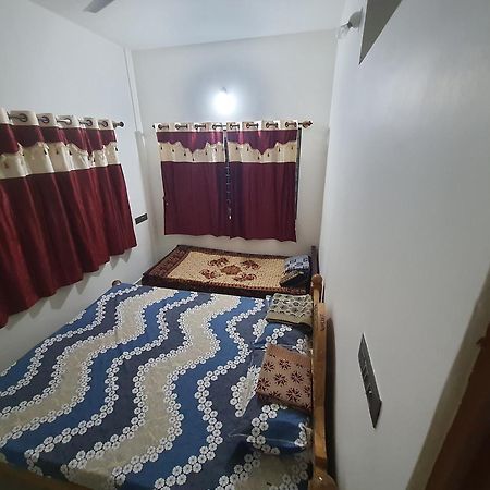 Jk Homestay Mysore Bagian luar foto